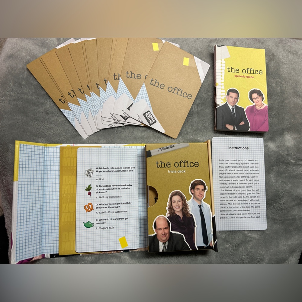 BNIB official The Office Trivia Deck & Episode Guide Set. The office experience.
